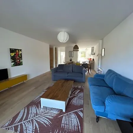 Superbe Bord De Appartement