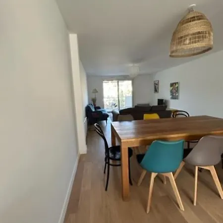 Superbe Bord De Appartement